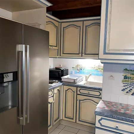 Dom wakacyjny Maison Provencale Avec Piscine, Jardin Et Terrasse, Parking Prive, 4-6 Pers. Au Grau-du-roi - Fr-1-731-95 Le Grau-du-Roi