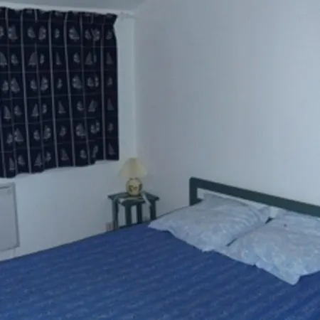 Сasa de vacaciones Maison Provençale Avec Piscine, Jardin Et Terrasse, Parking Privé, 4-6 Pers. Au Grau-du-roi - Fr-1-731-95 *